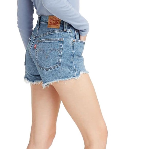 Levi Women’s 501 Denim Shorts 29 - Picture 2 of 8